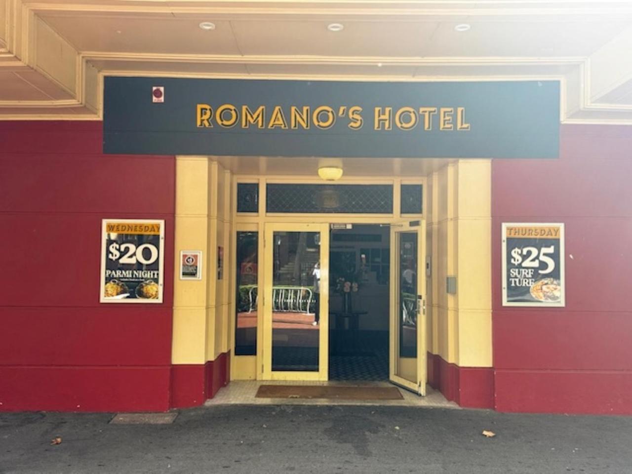 Romano'S Hotel & Suites วักกาวักกา ภายนอก รูปภาพ